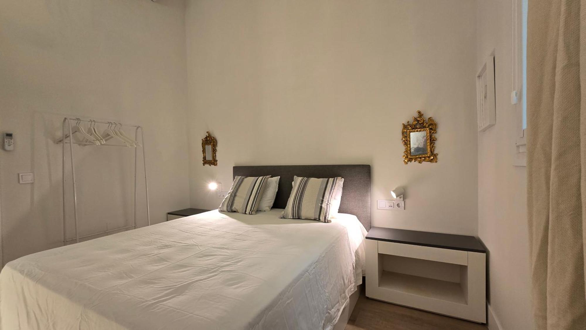 Apartment Comedia
